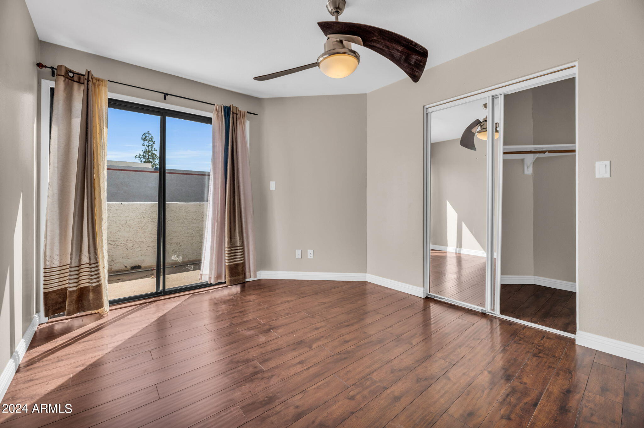 935 N GRANITE REEF Road, 103