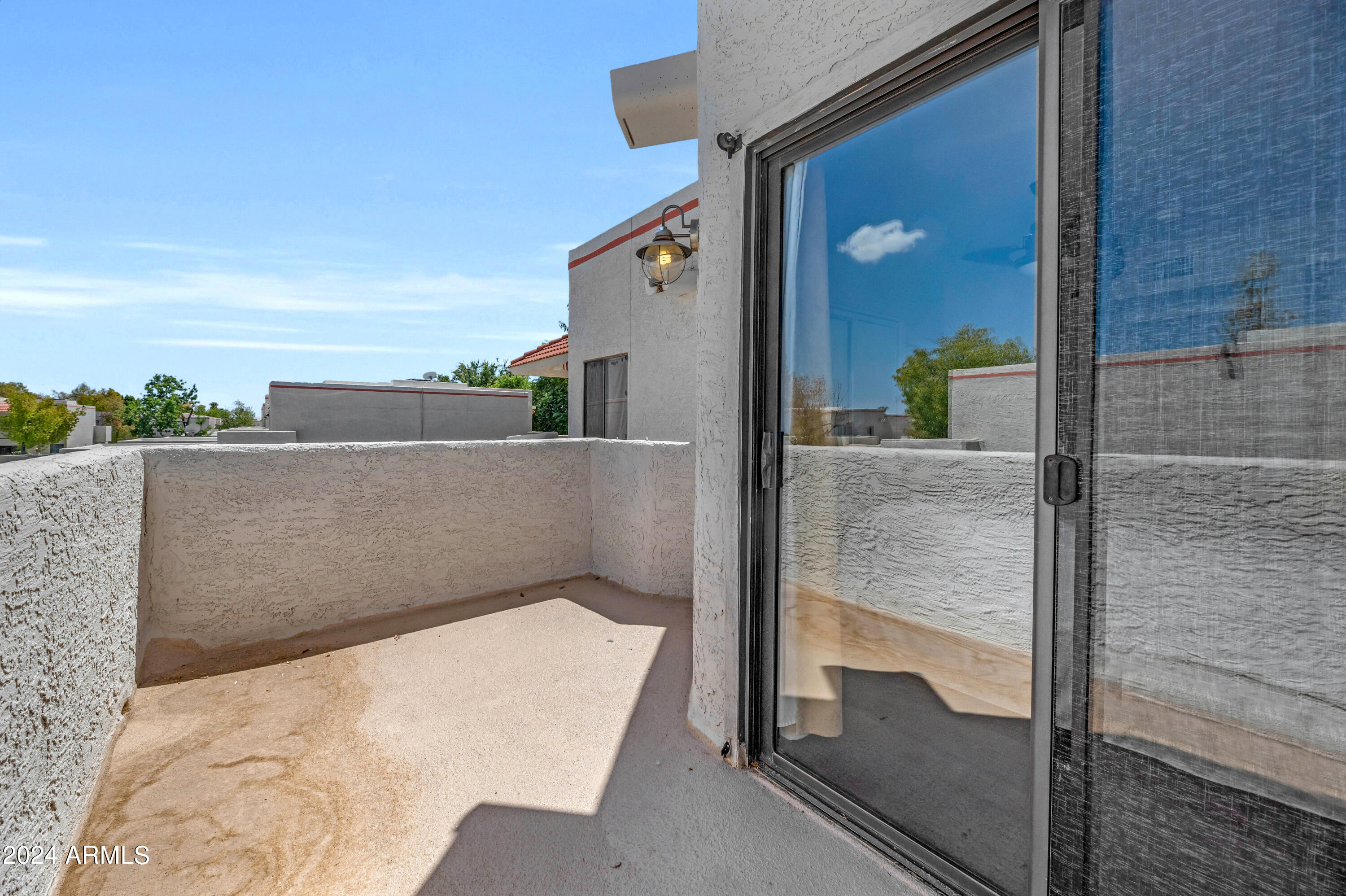 935 N GRANITE REEF Road, 103