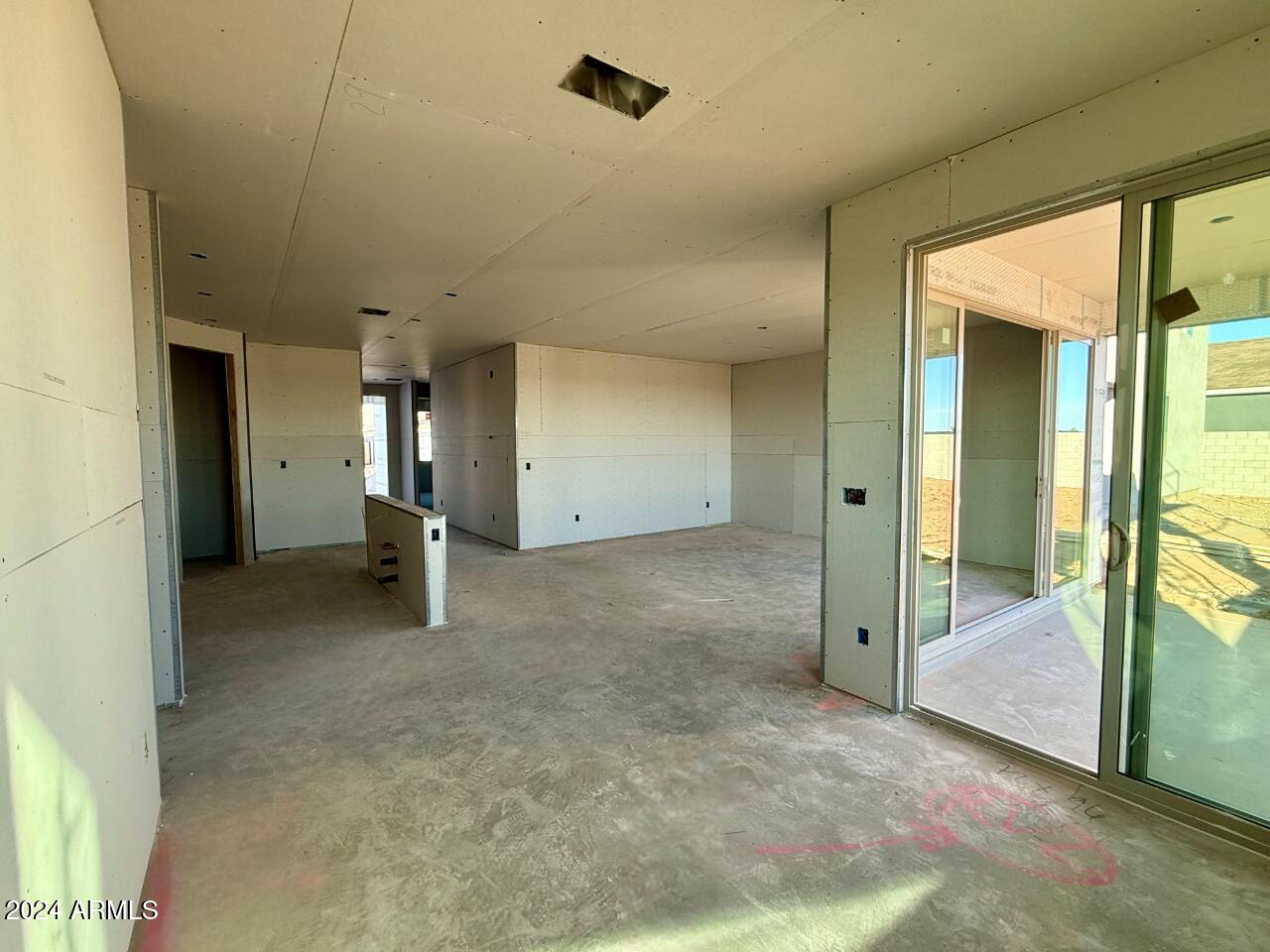 2341 E WAGON WHEEL Lane