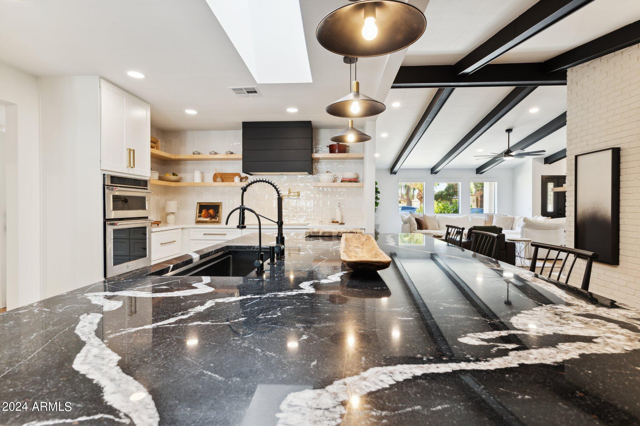 8320 E APPALOOSA Trail
