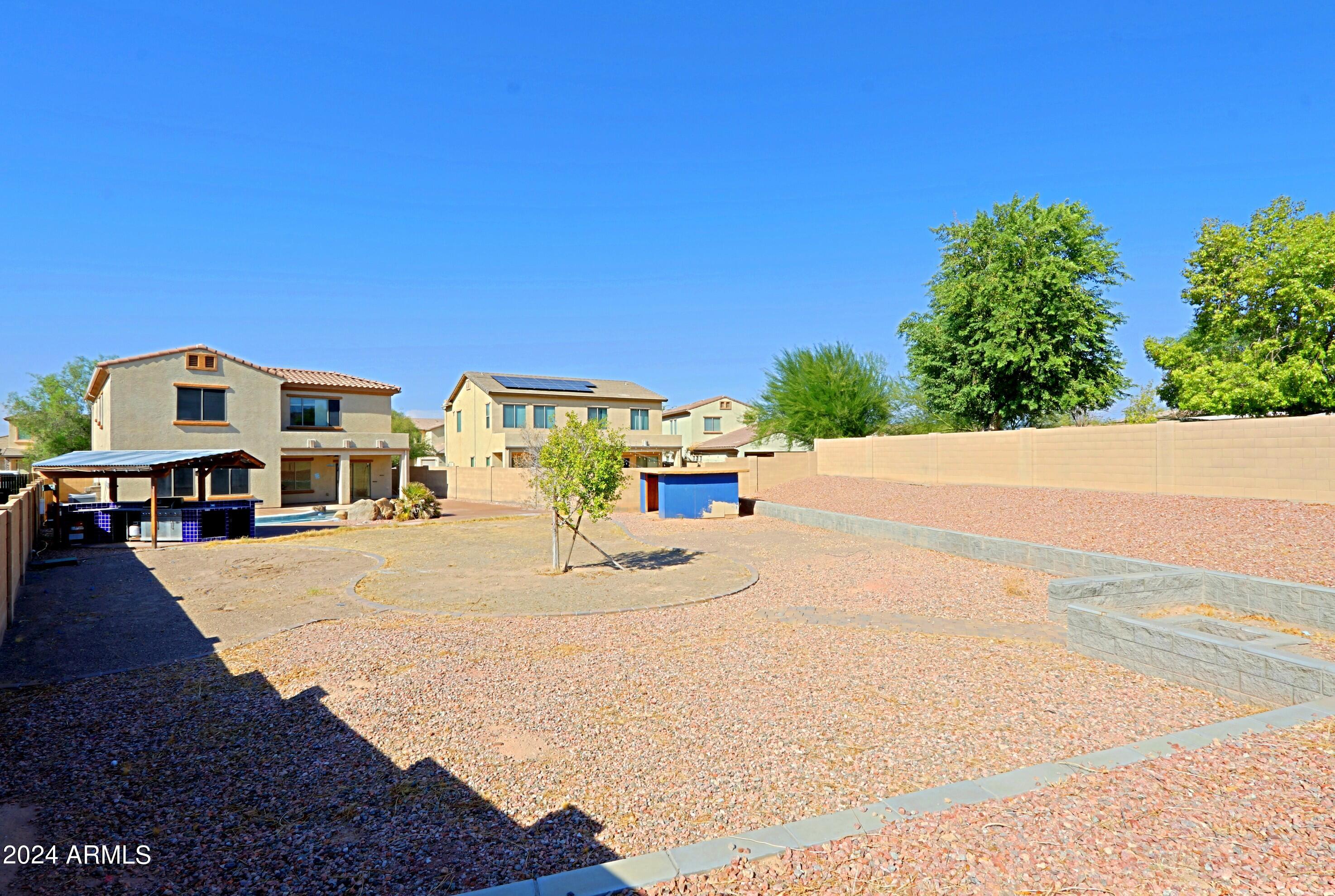 5319 W BEVERLY Road