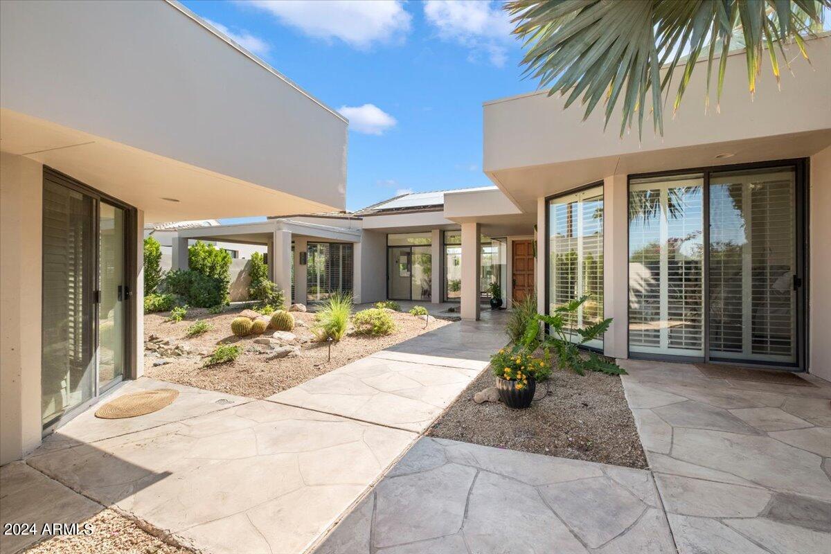 8565 E VISTA DEL LAGO N
