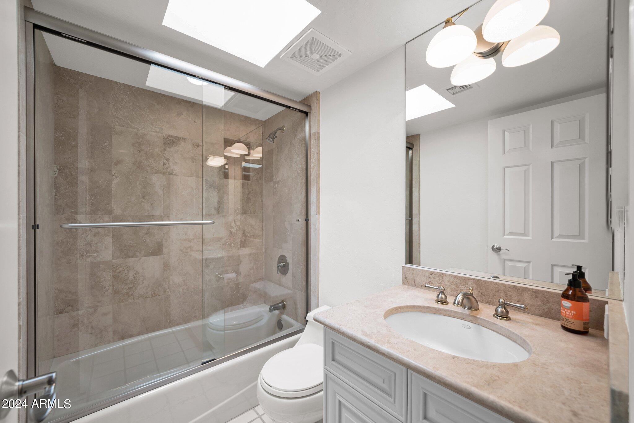 8565 E VISTA DEL LAGO N