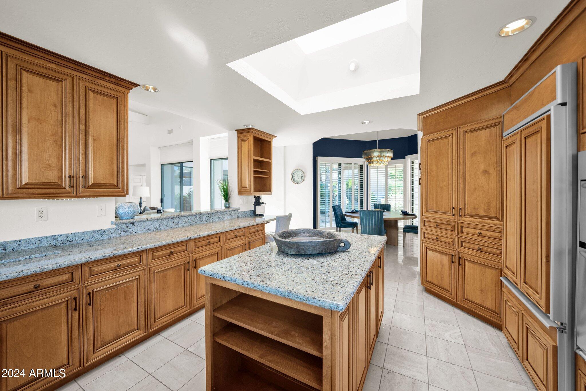 8565 E VISTA DEL LAGO N