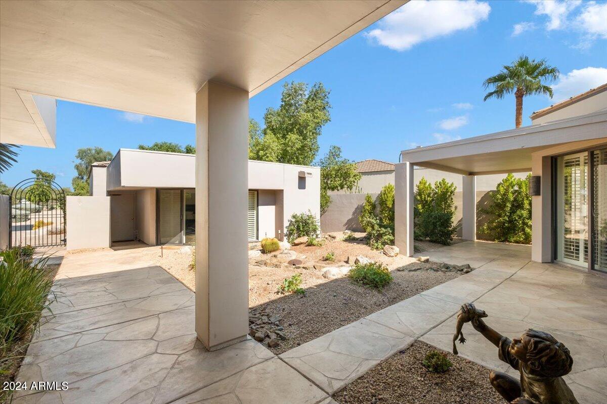 8565 E VISTA DEL LAGO N
