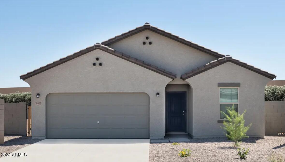 5814 W MOODY Trail