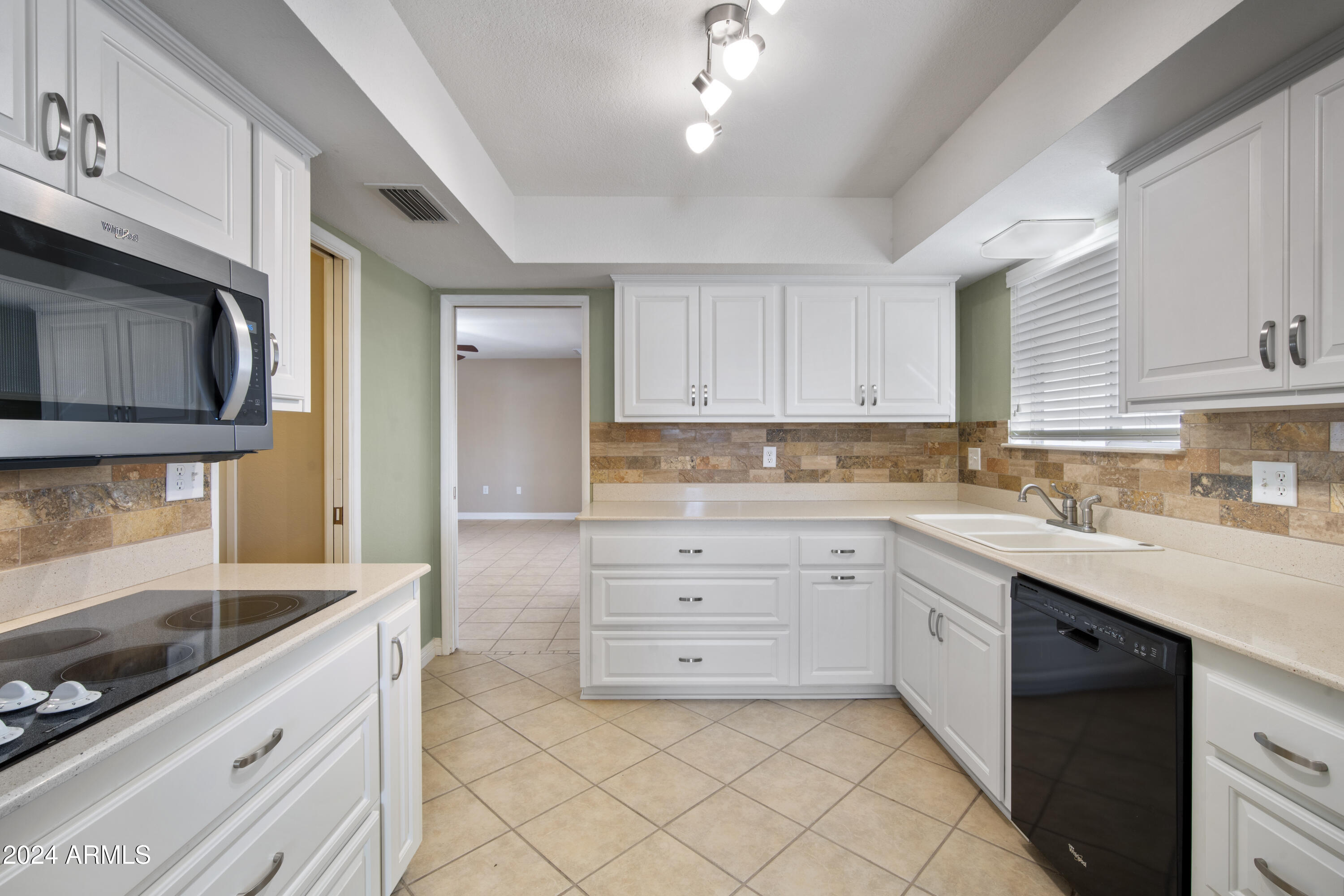 10101 W CAMEO Drive