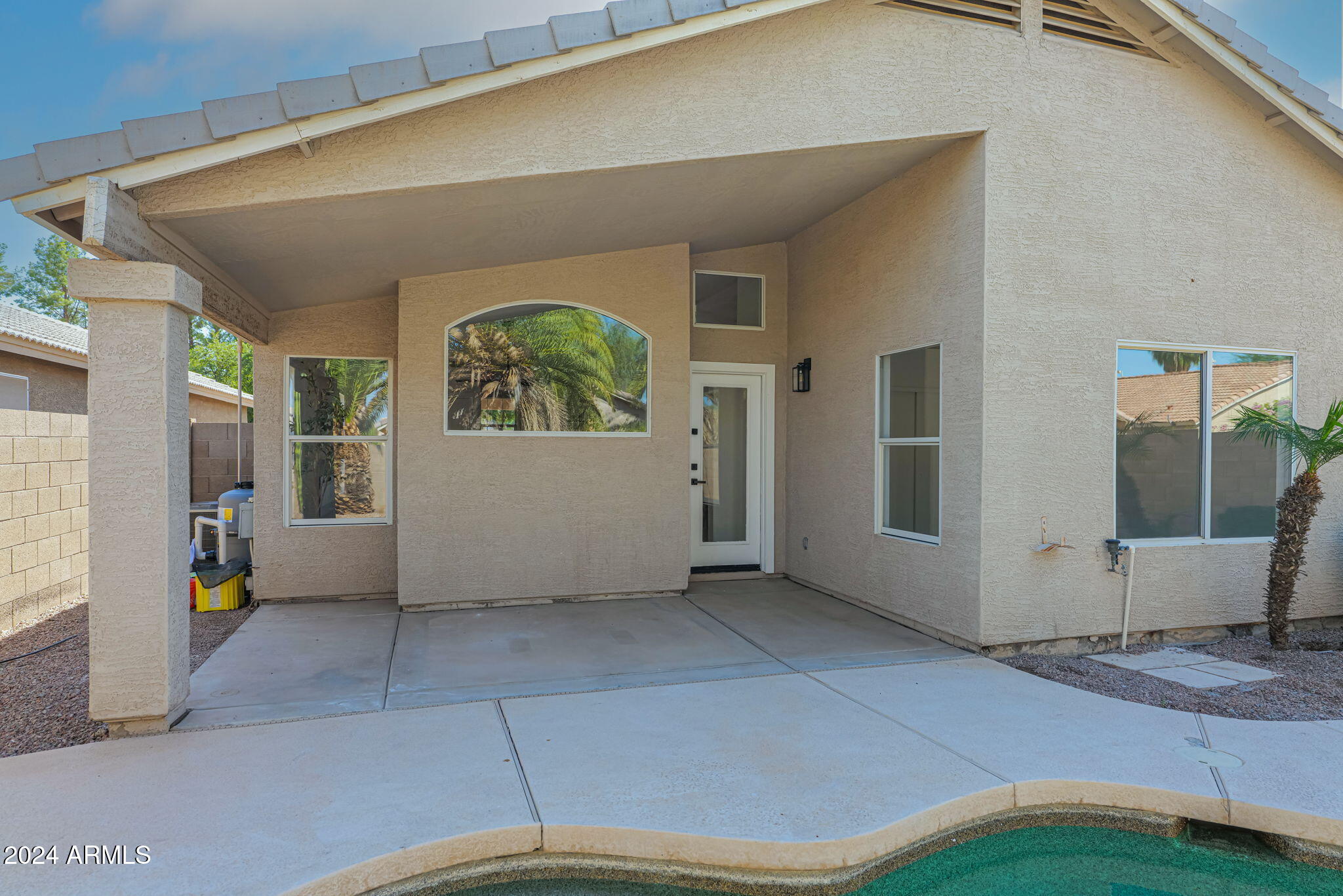 1408 E BINNER Drive
