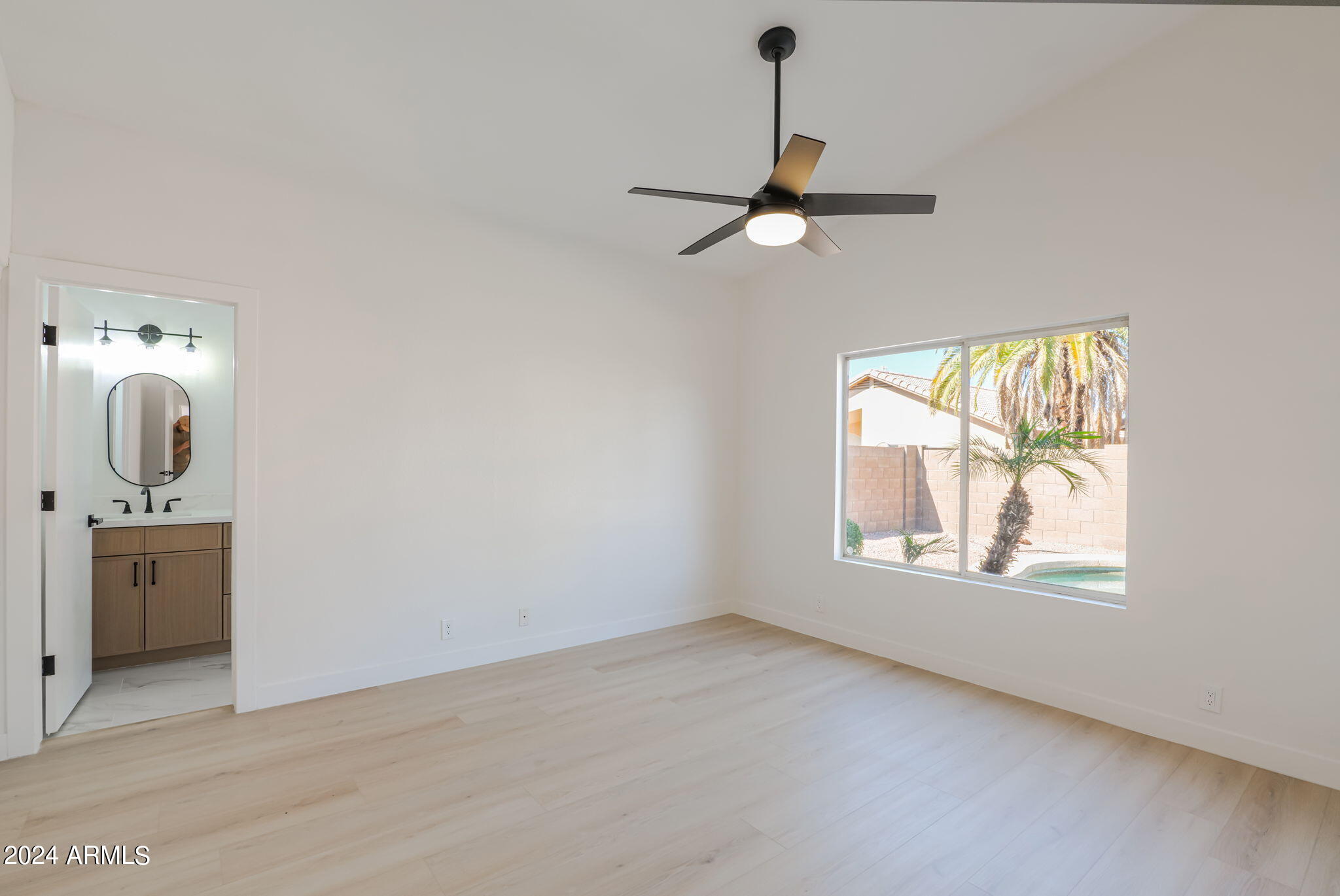 1408 E BINNER Drive