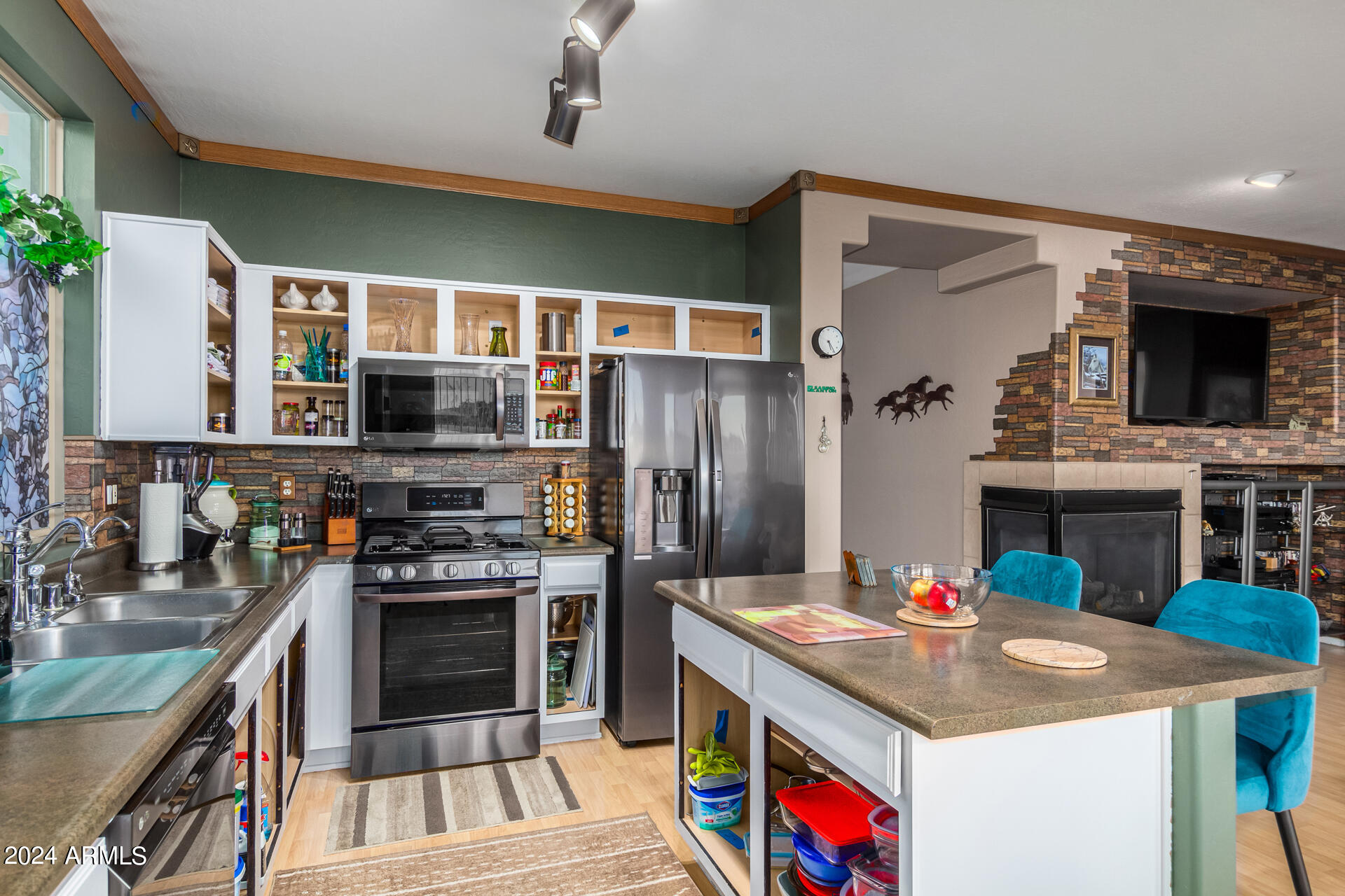 17574 W CARDINAL Drive