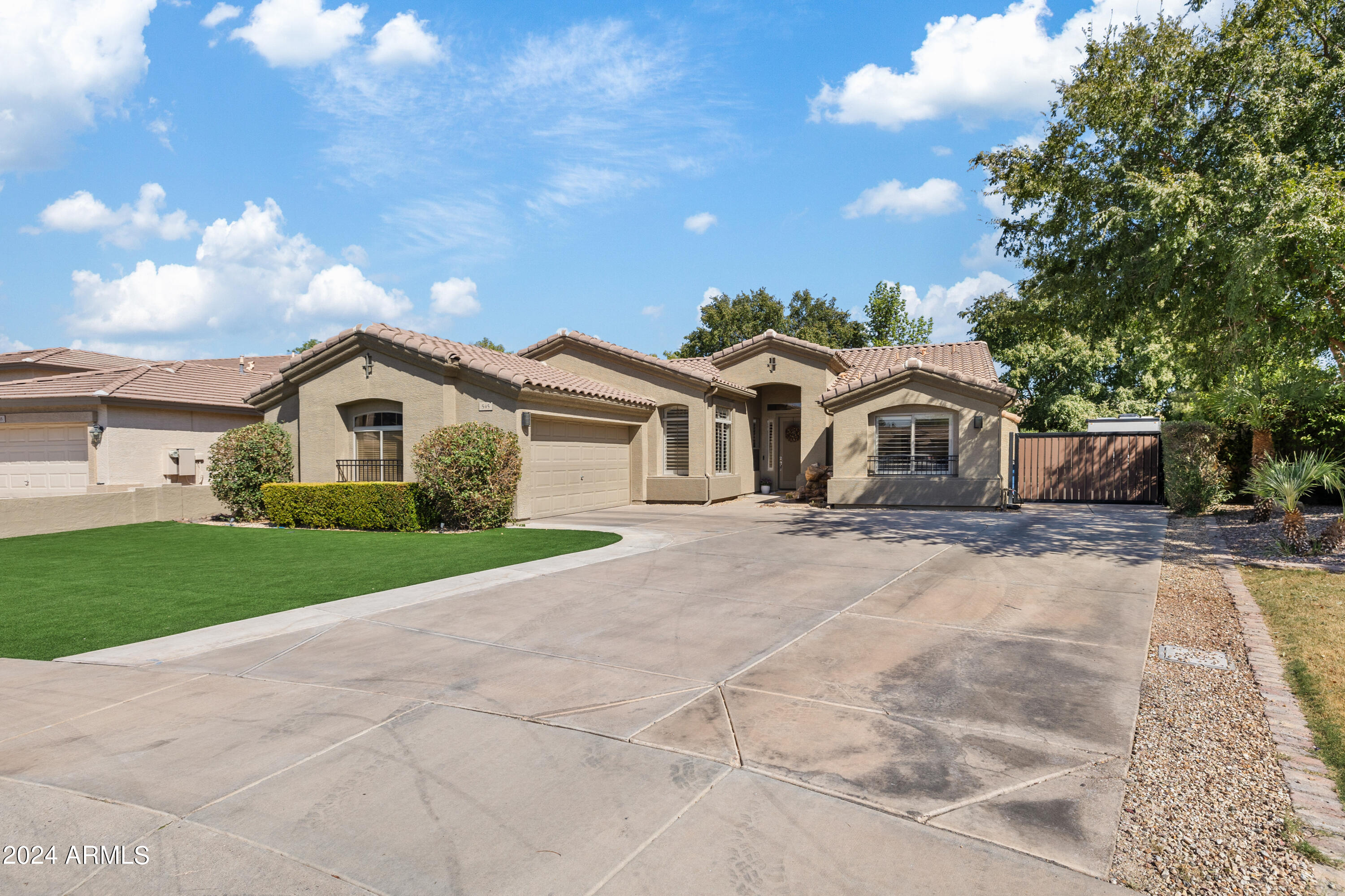 545 S LEMON Court