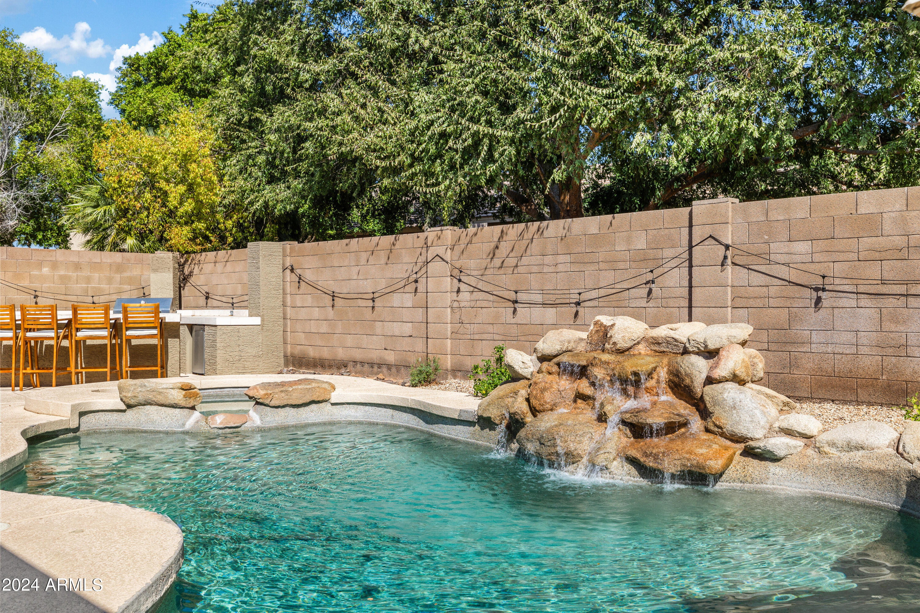 545 S LEMON Court