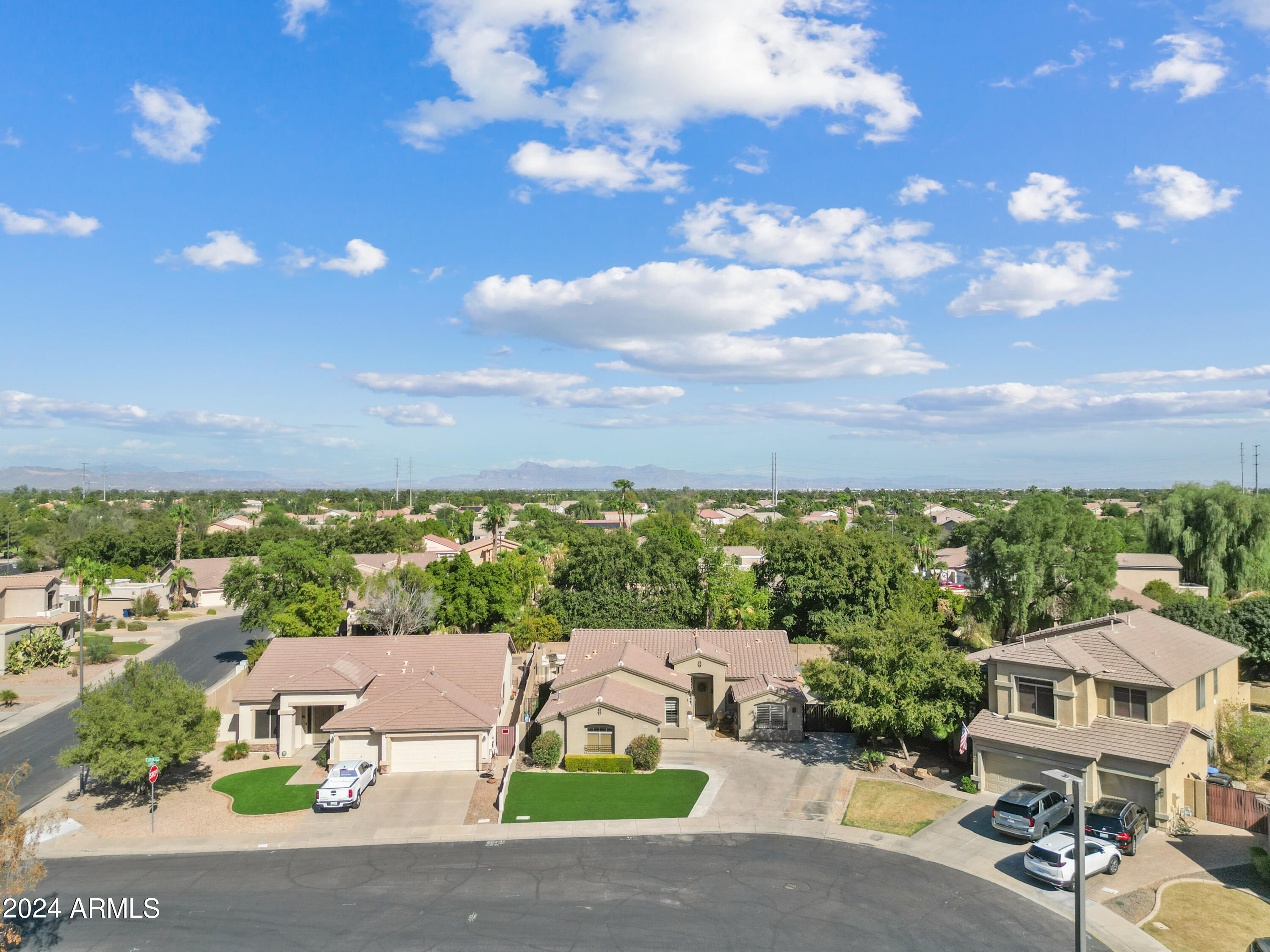 545 S LEMON Court