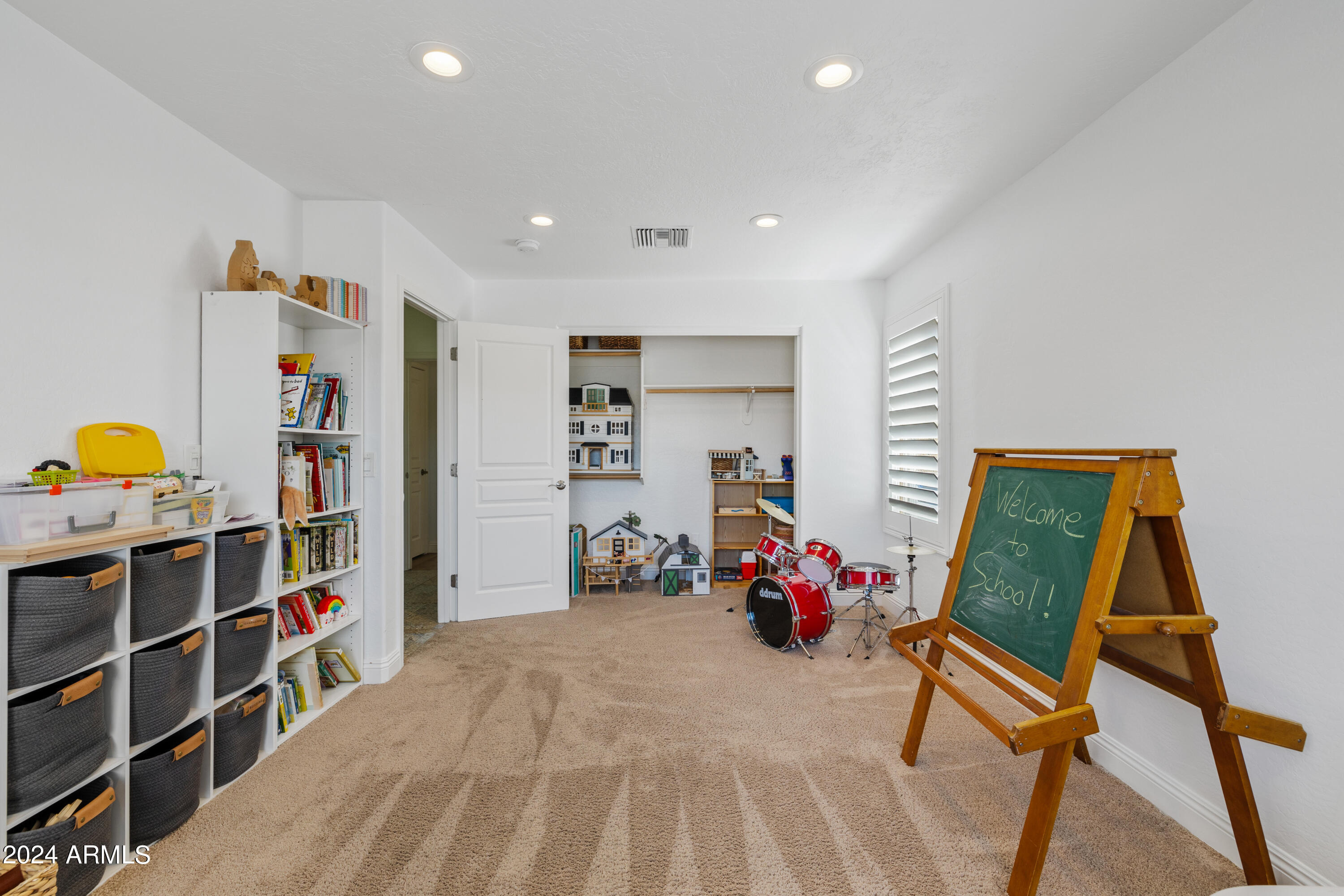 545 S LEMON Court