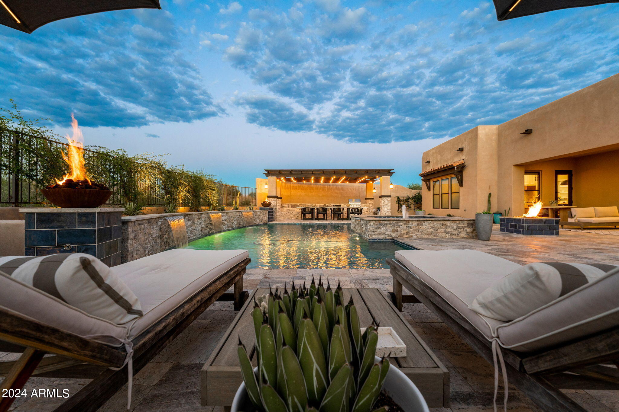 8742 E VILLA CASSANDRA Drive