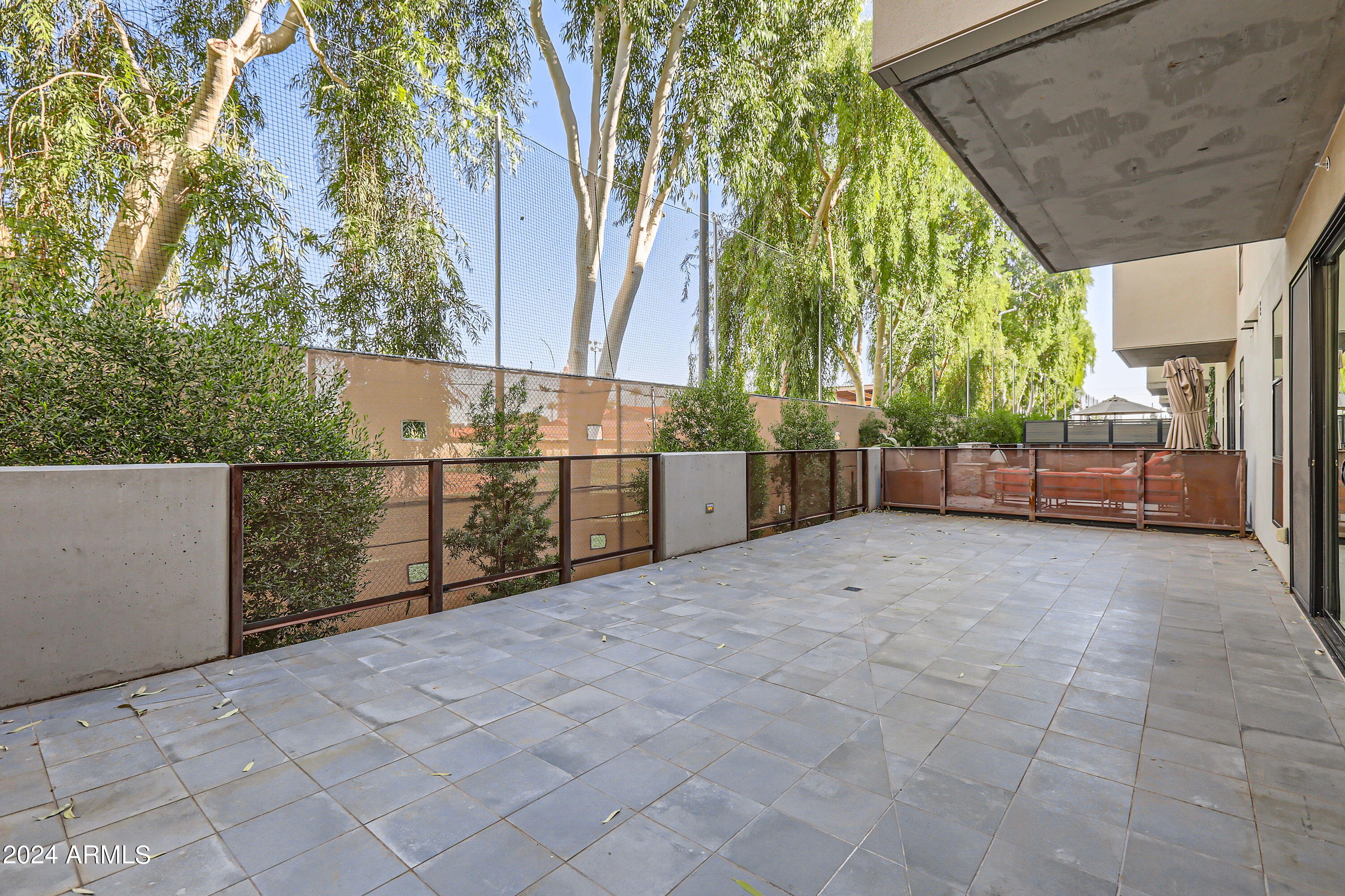 2300 E CAMPBELL Avenue, 129