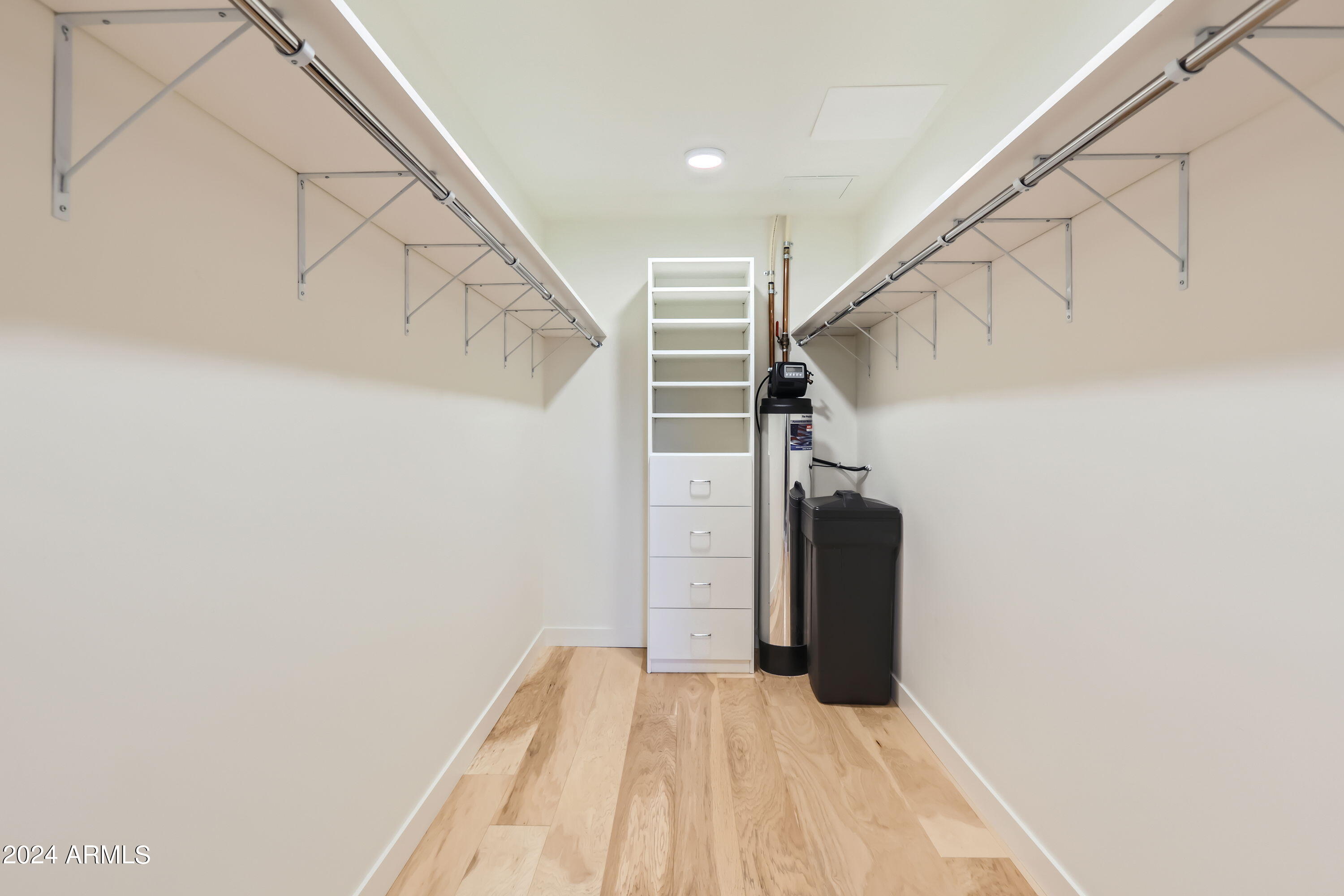 2300 E CAMPBELL Avenue, 129