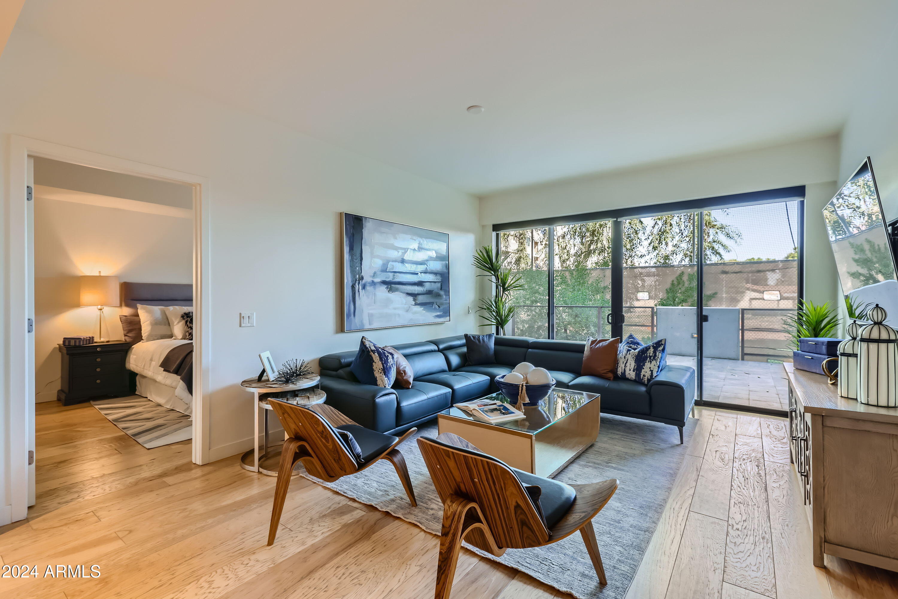 2300 E CAMPBELL Avenue, 129