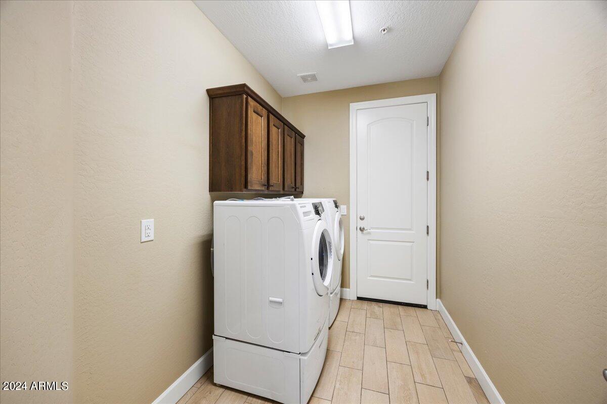 1569 N RANGE VIEW Circle