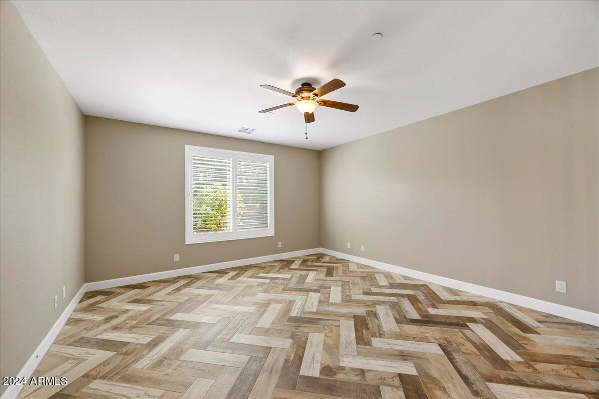 1569 N RANGE VIEW Circle