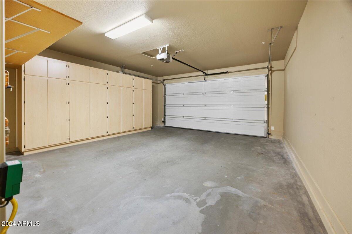 1569 N RANGE VIEW Circle