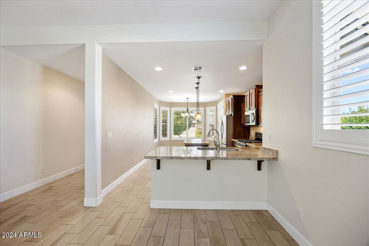 1569 N RANGE VIEW Circle