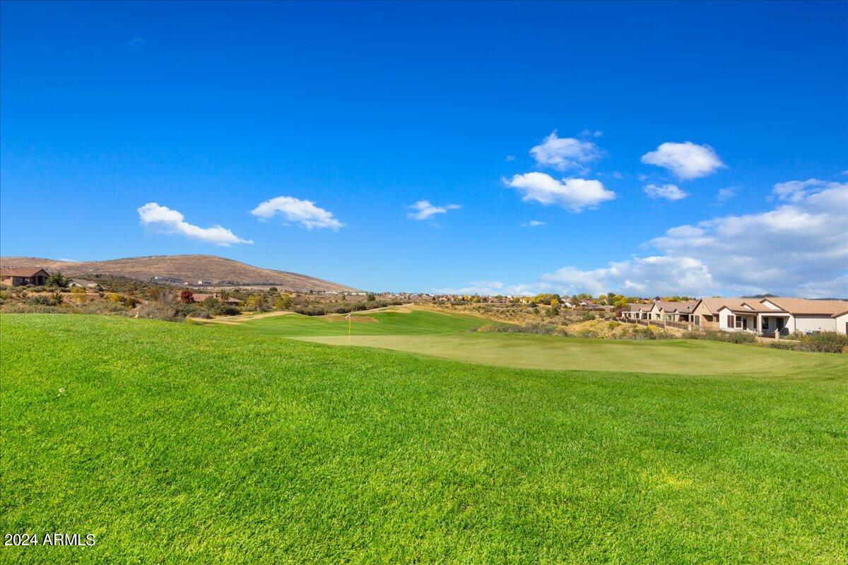 1569 N RANGE VIEW Circle