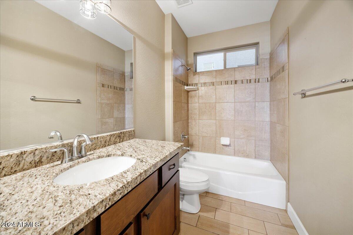 1569 N RANGE VIEW Circle