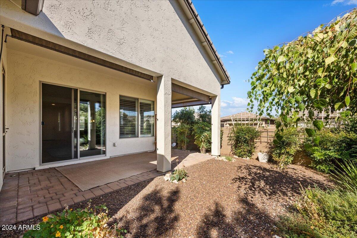 1569 N RANGE VIEW Circle