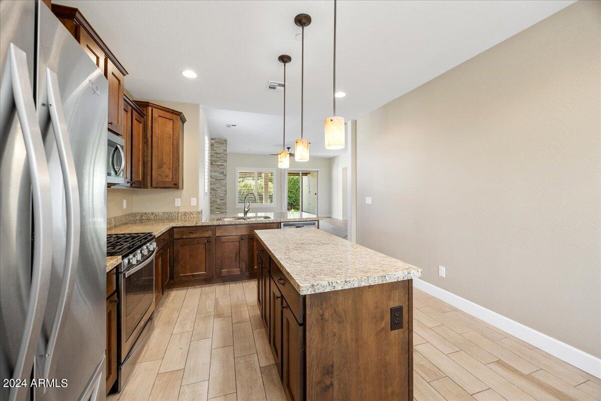 1569 N RANGE VIEW Circle