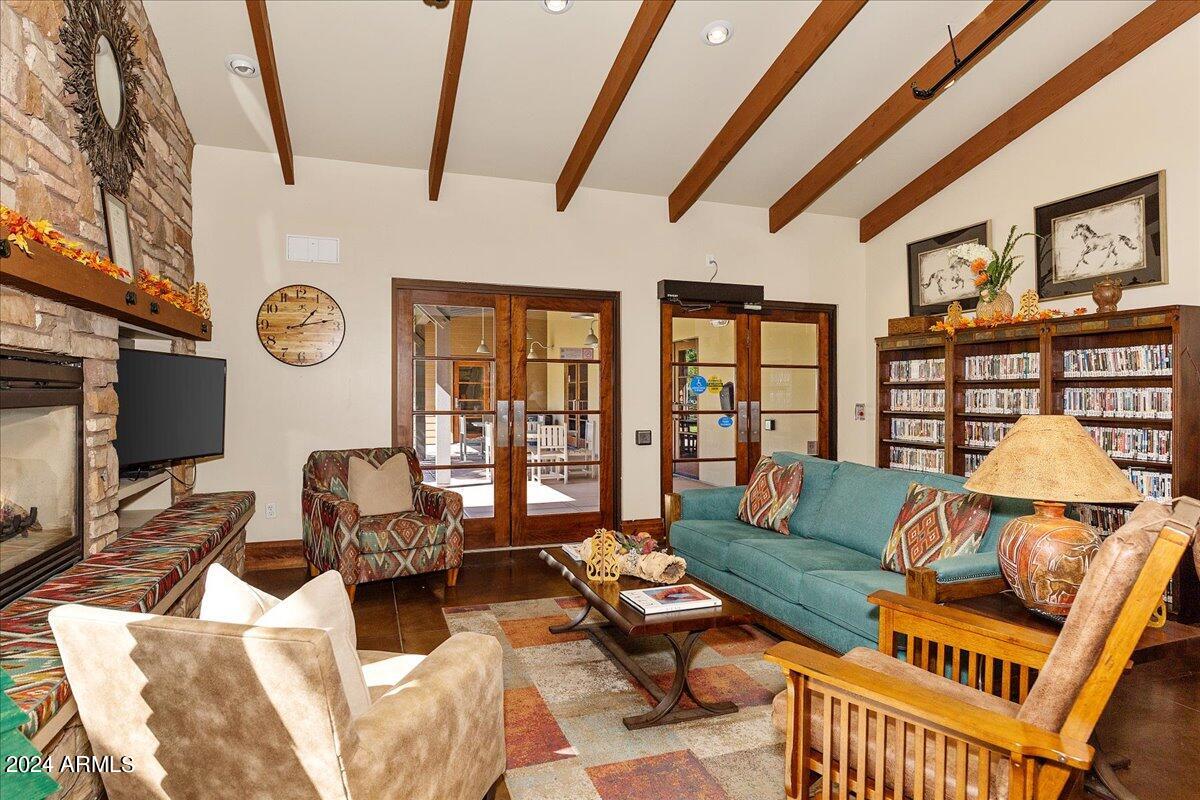 1569 N RANGE VIEW Circle