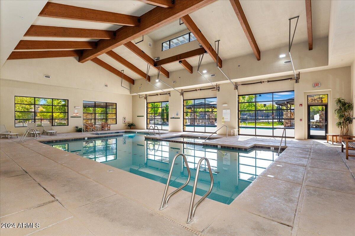 1569 N RANGE VIEW Circle