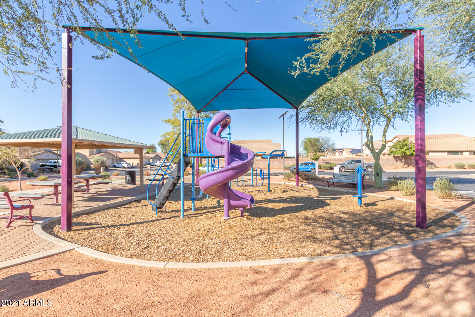 25600 W ST JAMES Avenue