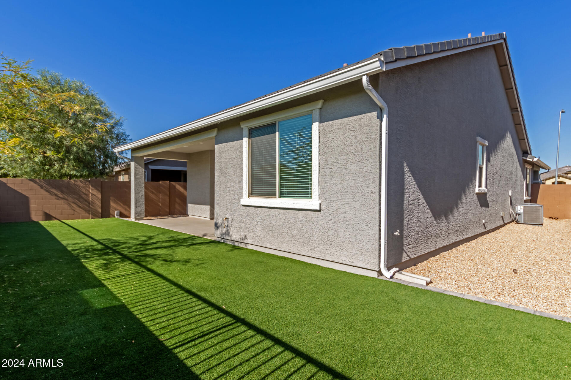 8911 W SOLANO Drive