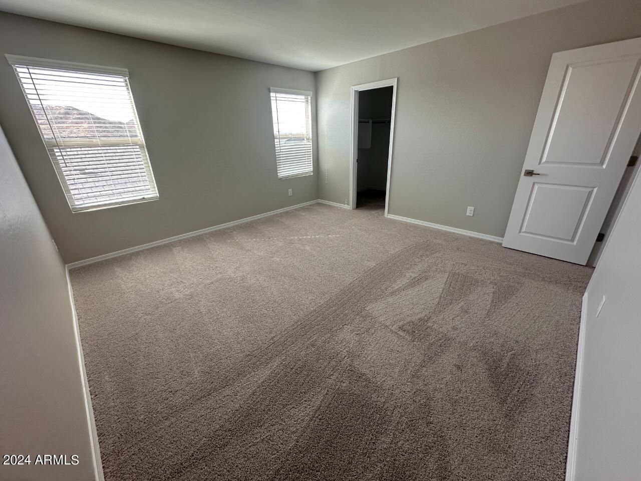 7601 W SMOKETREE Drive