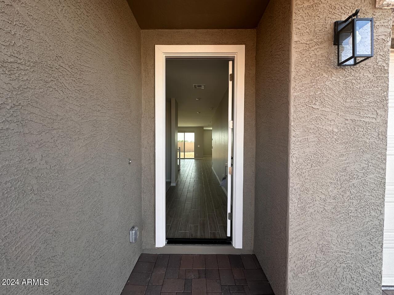 7601 W SMOKETREE Drive