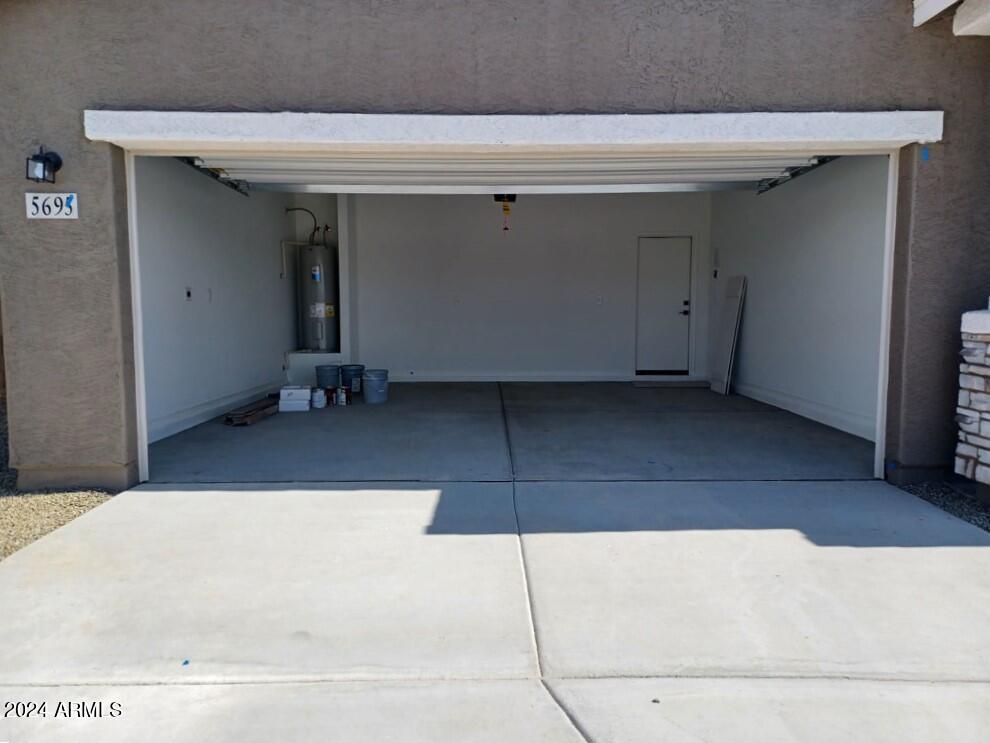 5695 S 240th Lane