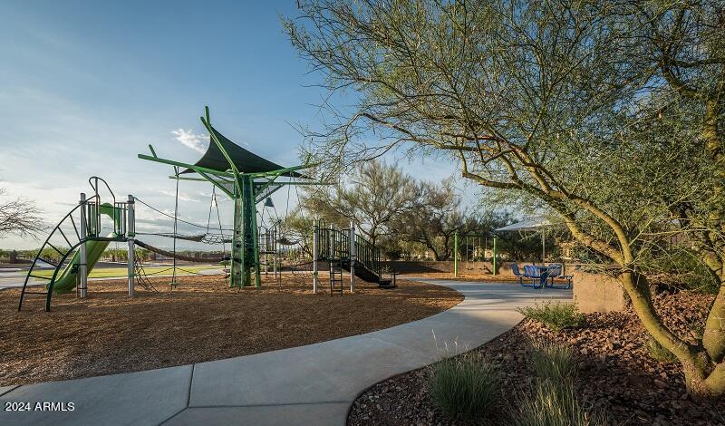 2223 W CHISUM Trail