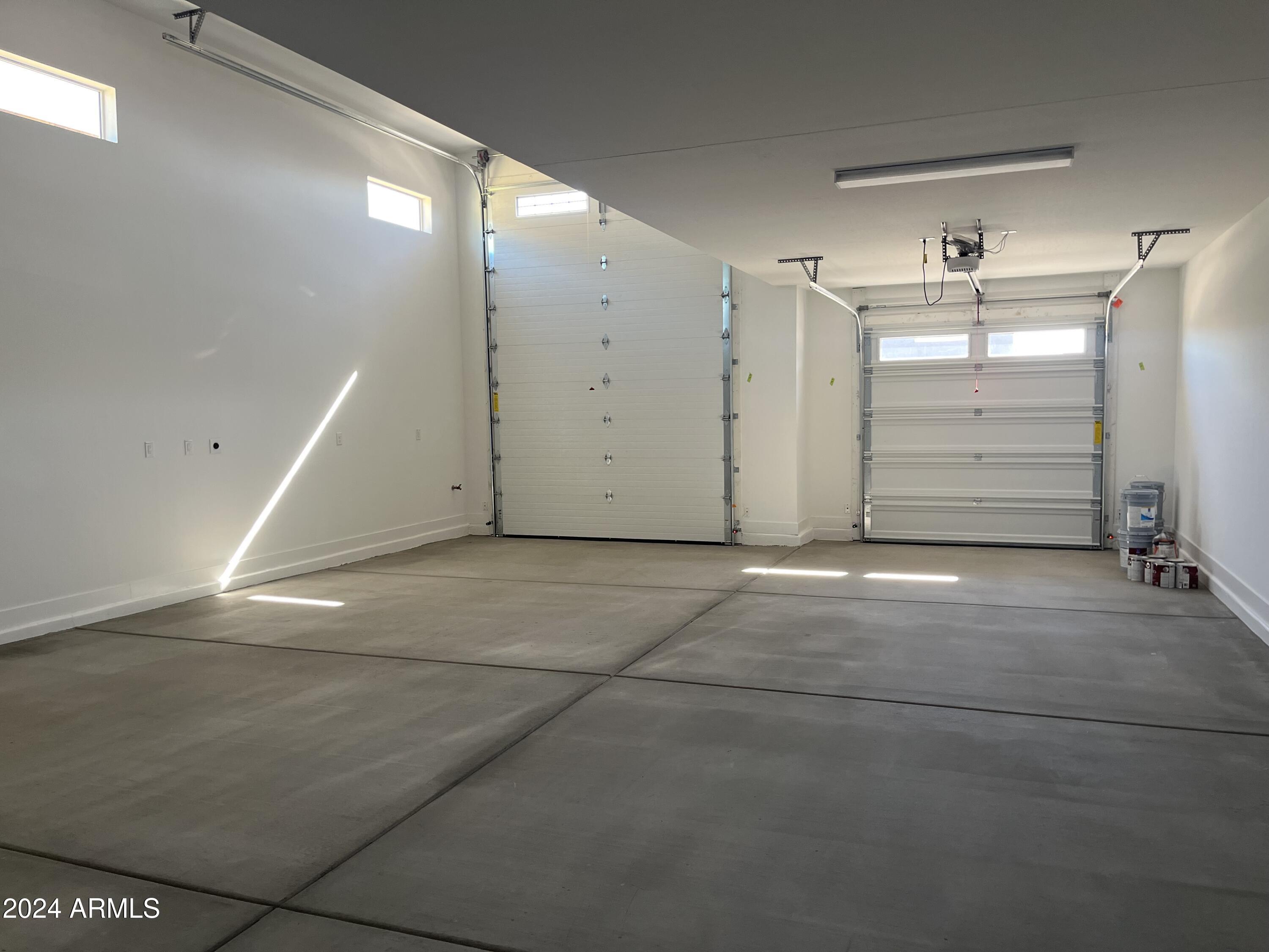 7664 W TETHER Trail