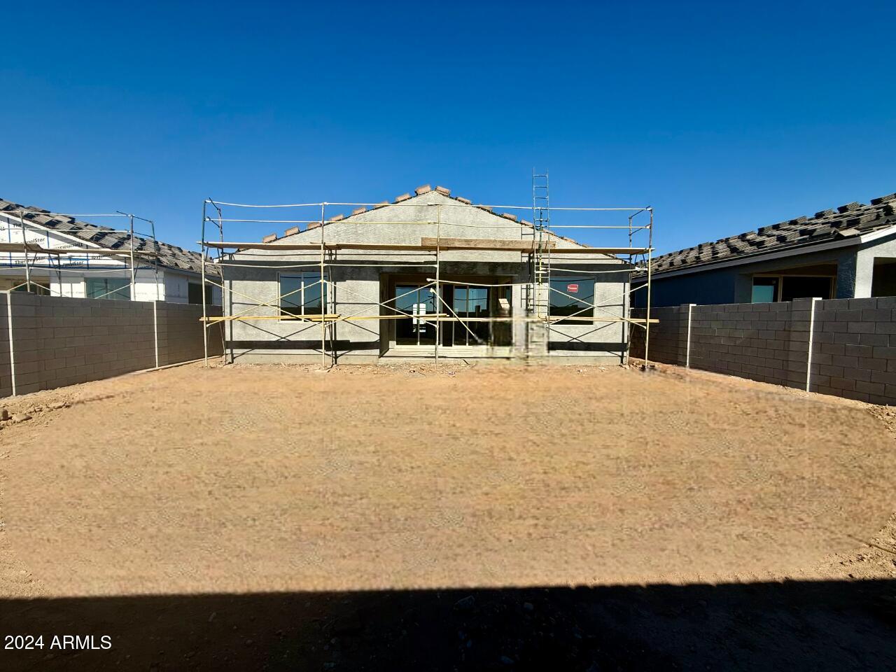 2309 E WAGON WHEEL Lane