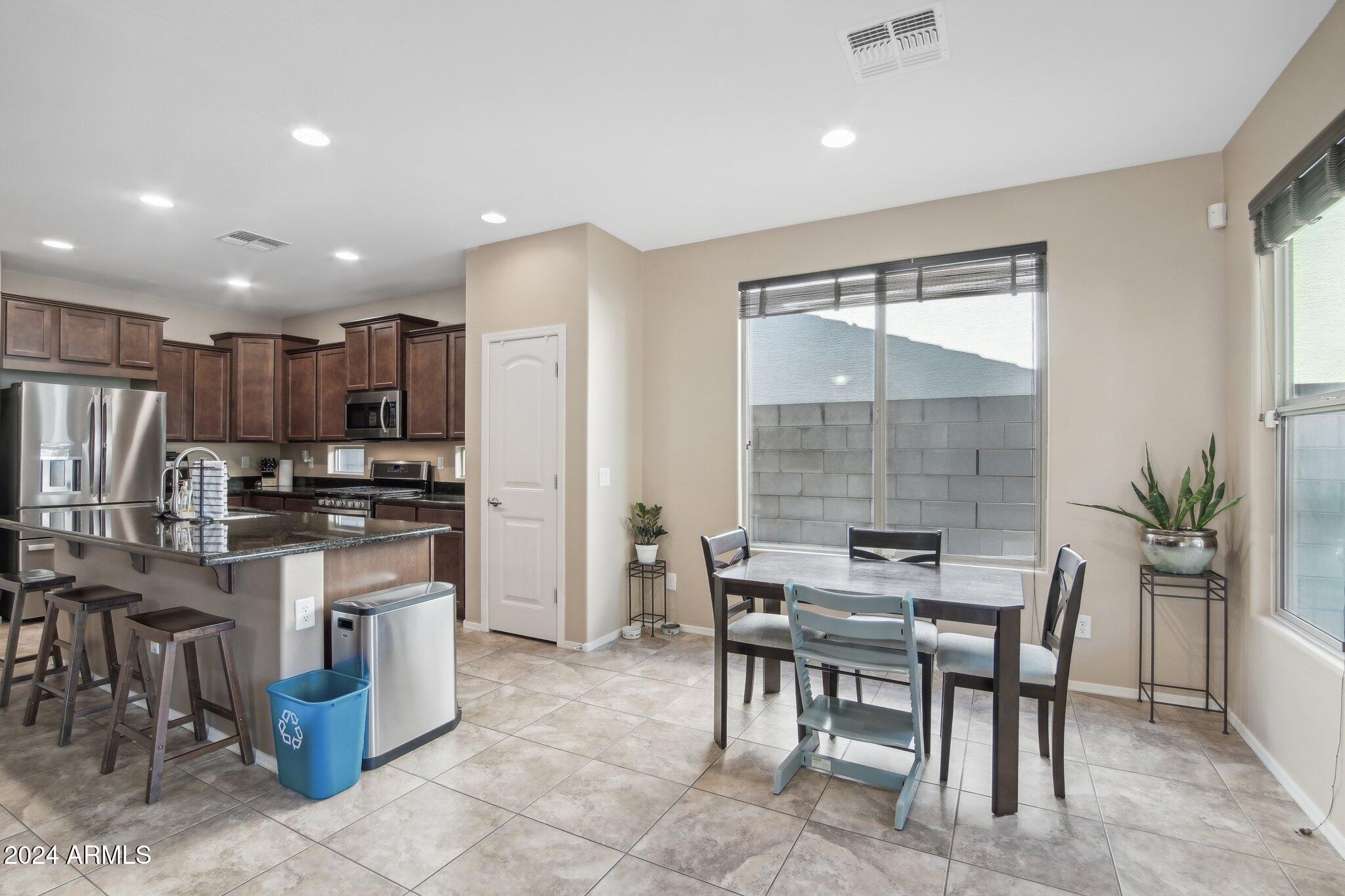 18086 W DESERT Lane