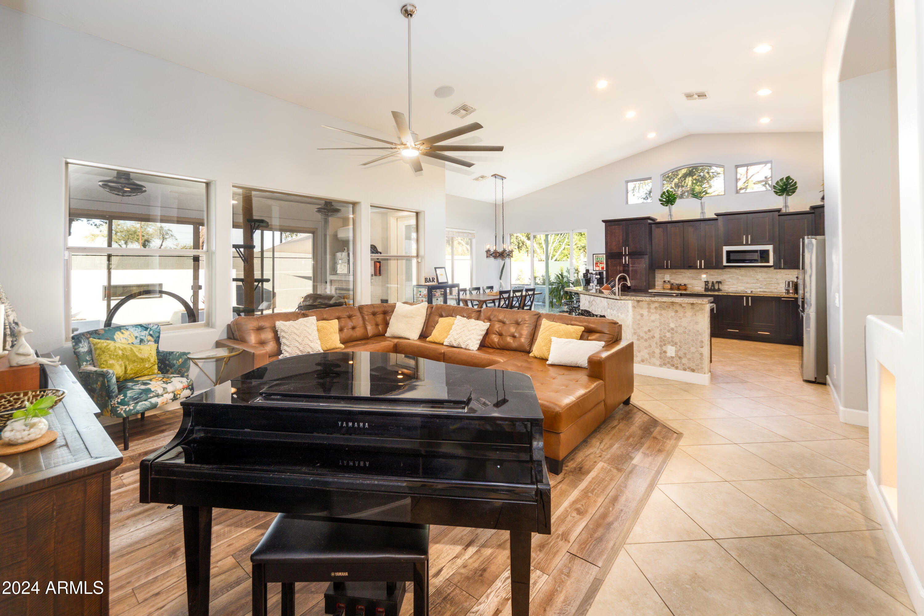 130 W SUNBURST Lane