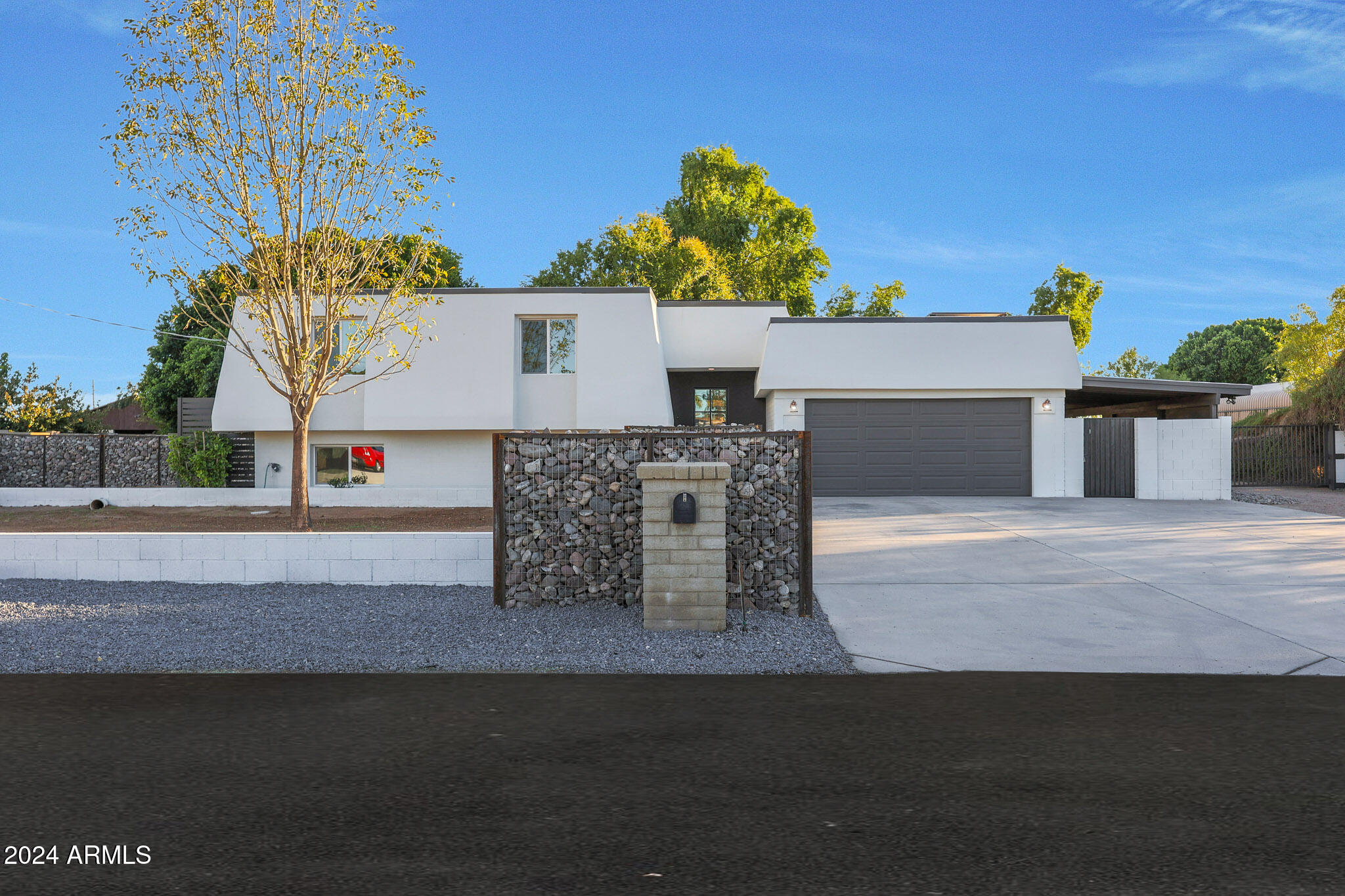 4331 W PORT AU PRINCE Lane