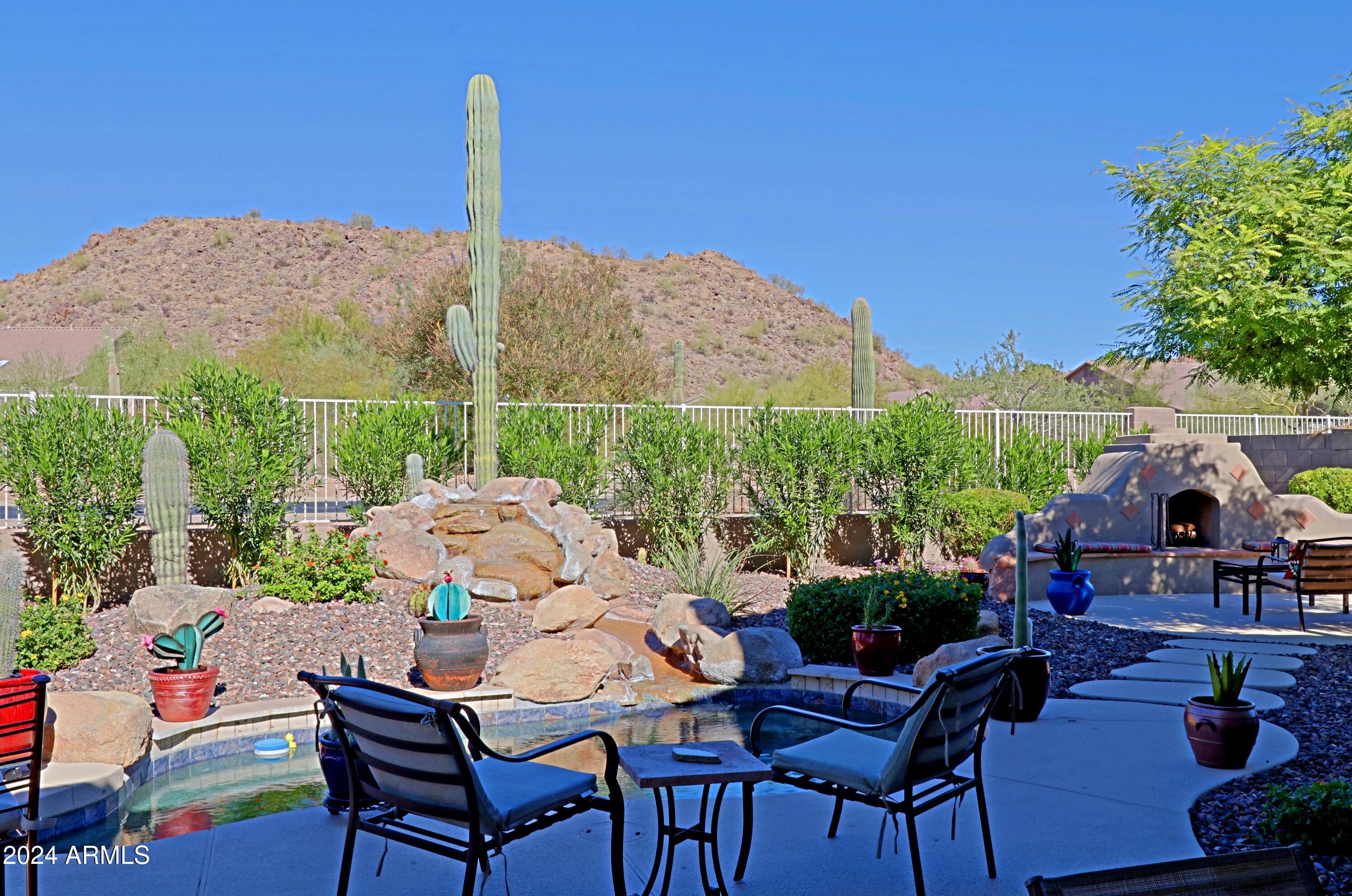 9338 E LAUREL Circle