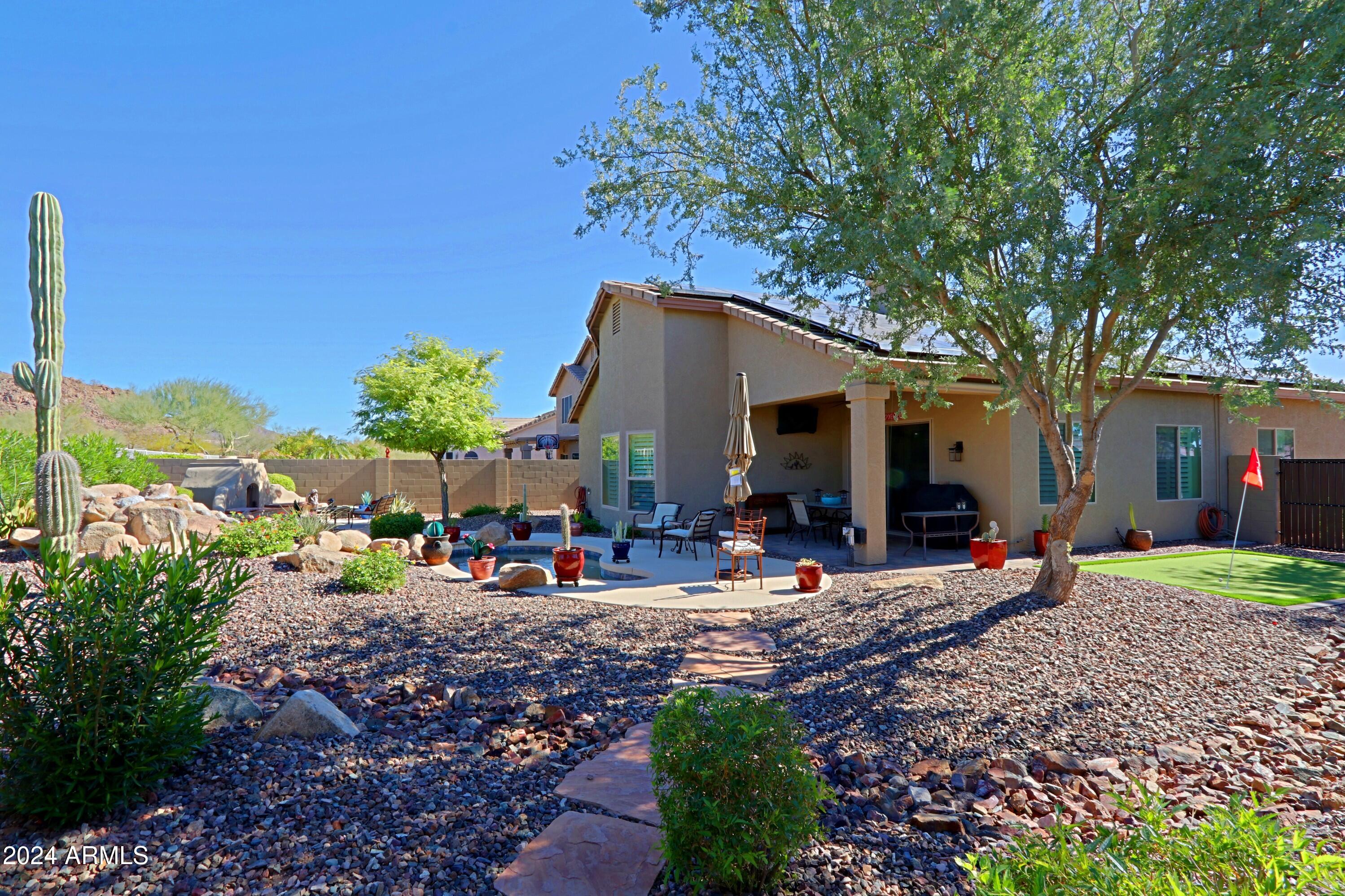 9338 E LAUREL Circle