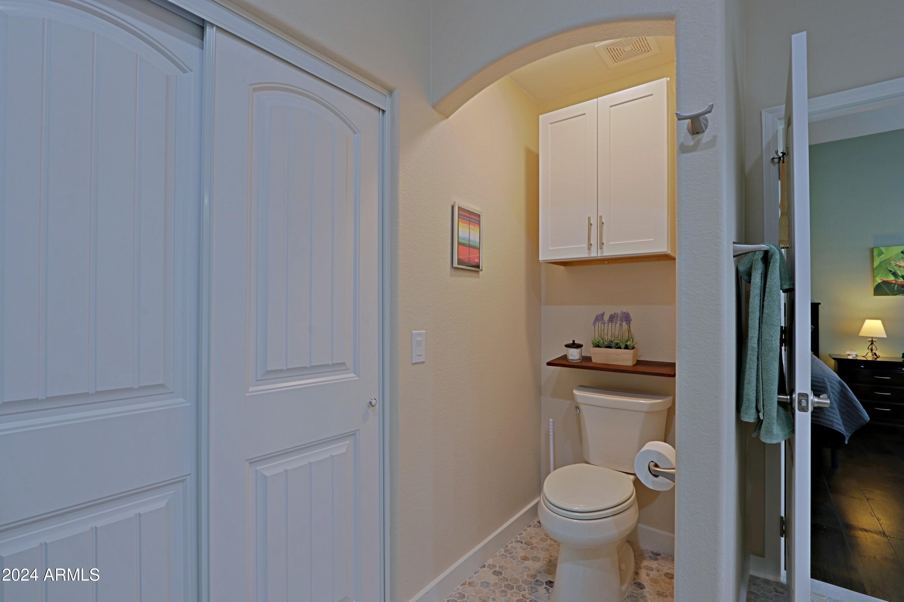 9338 E LAUREL Circle