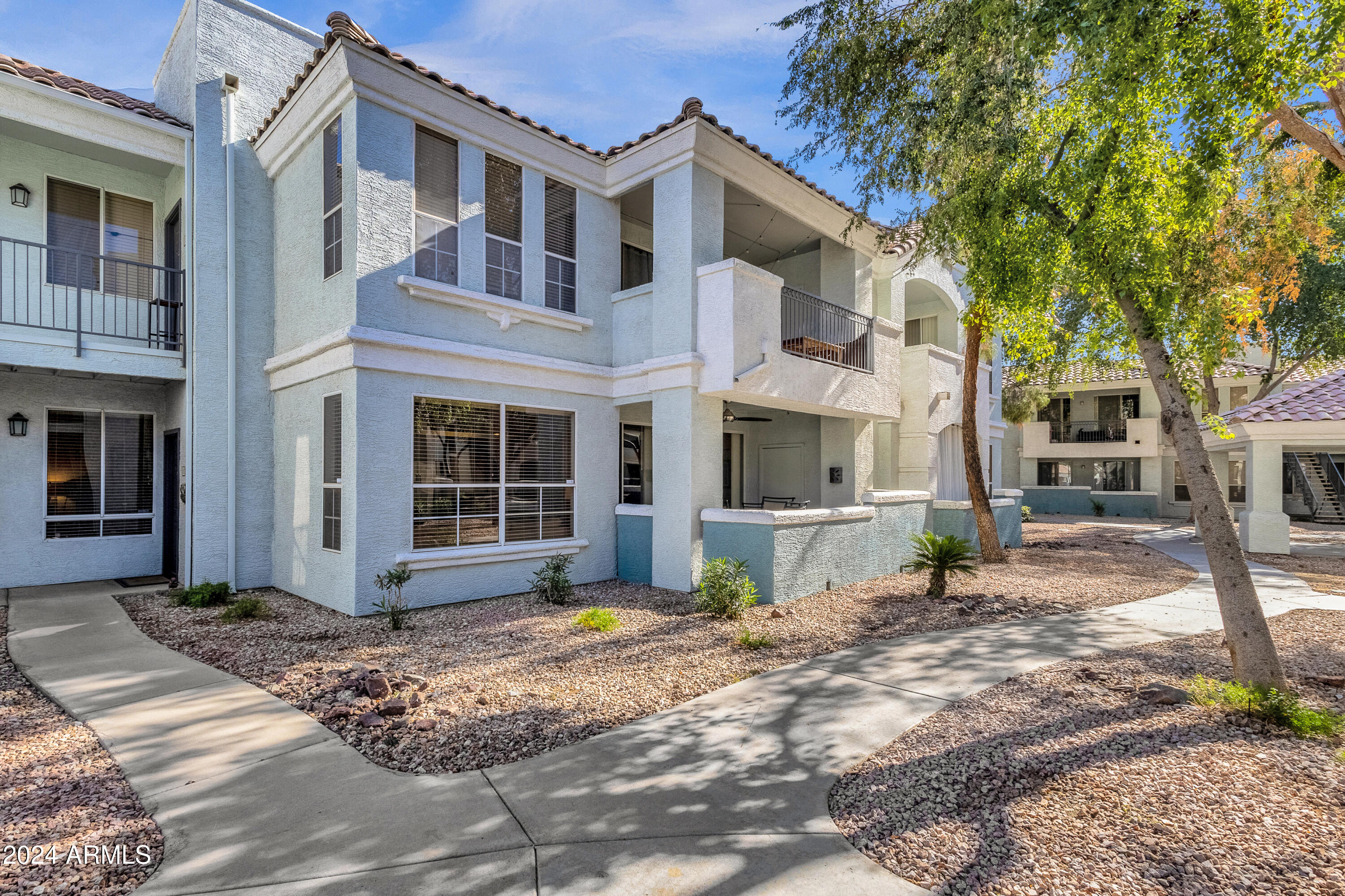 1100 N PRIEST Drive, 1092
