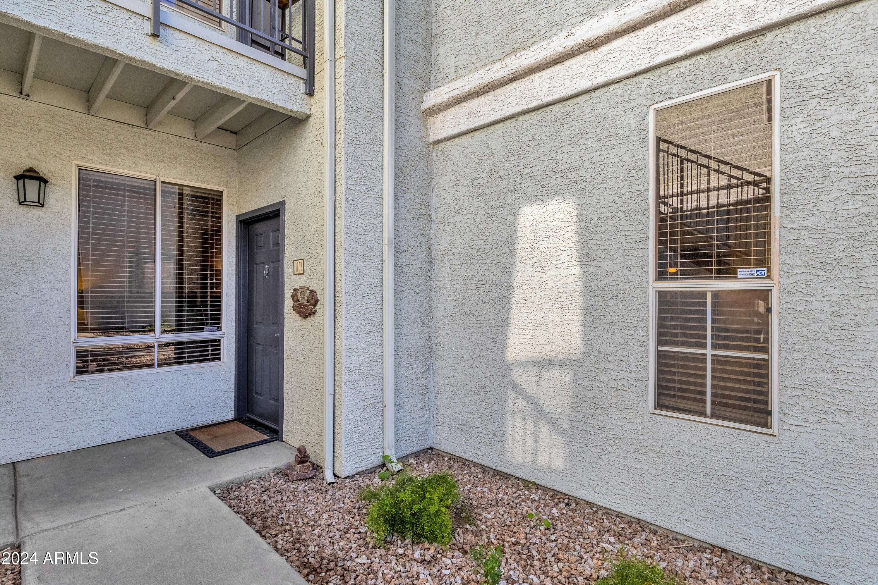 1100 N PRIEST Drive, 1092