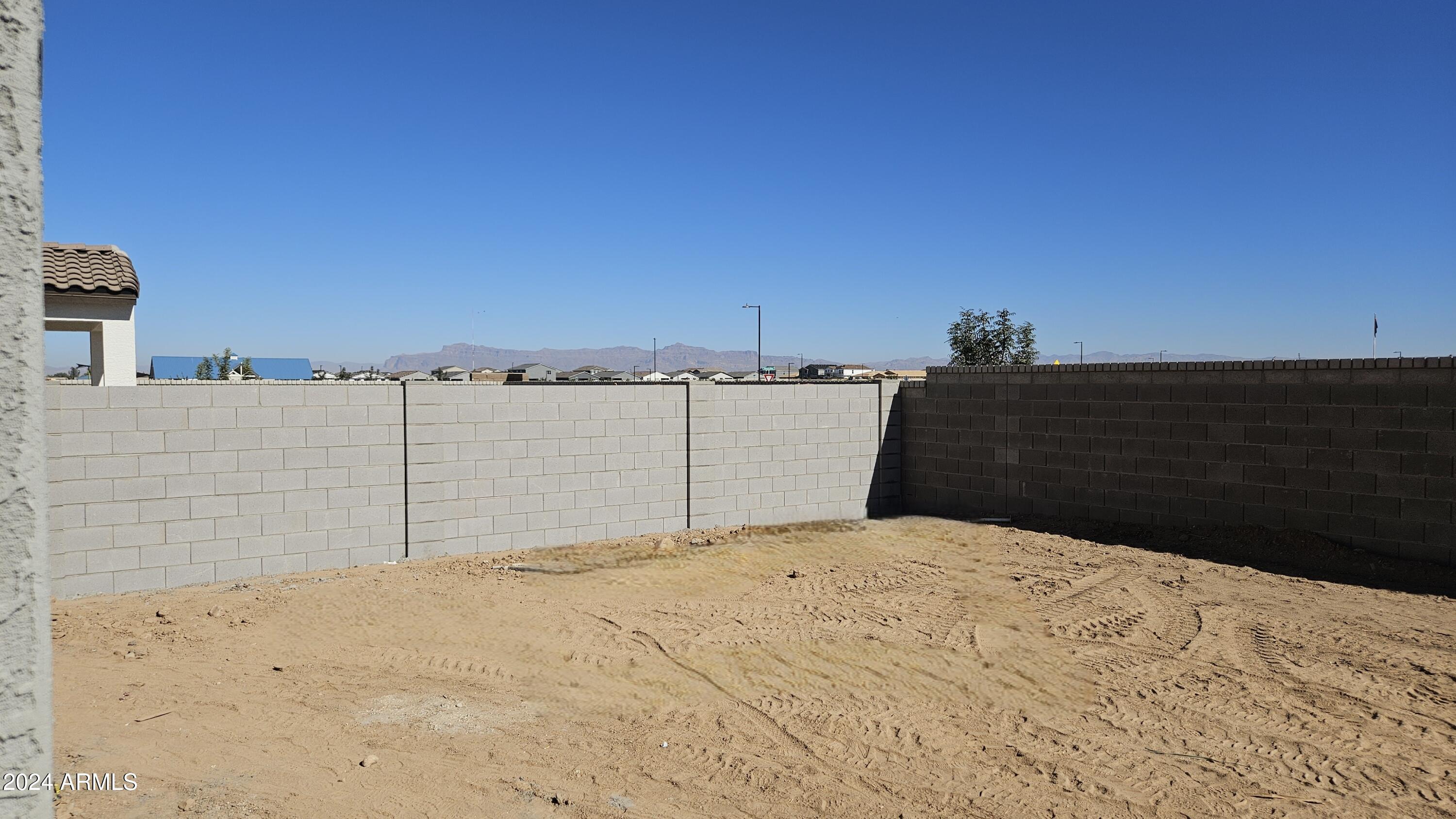 37957 N COWBOY Lane