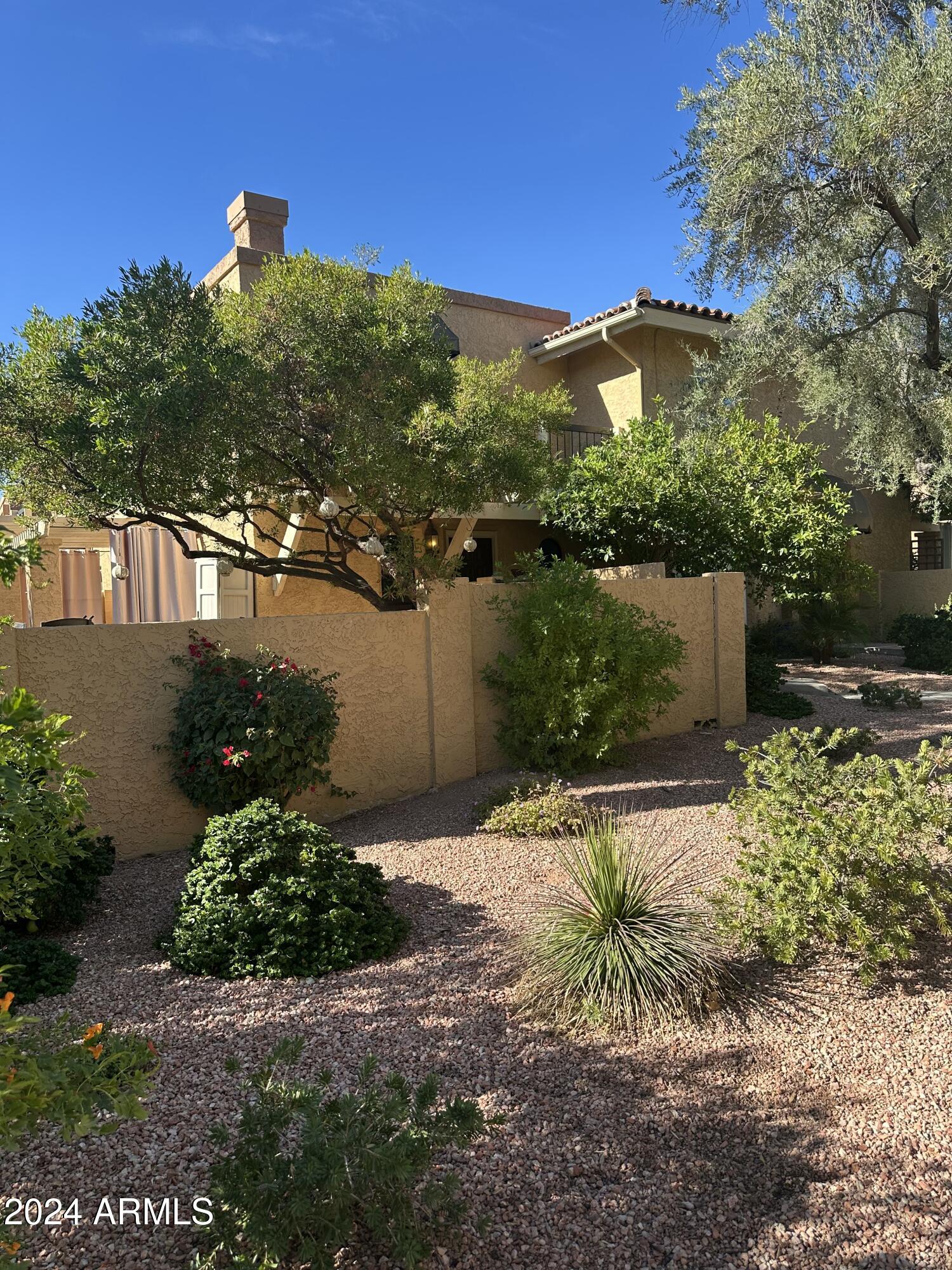 10423 N 11TH Street, 2